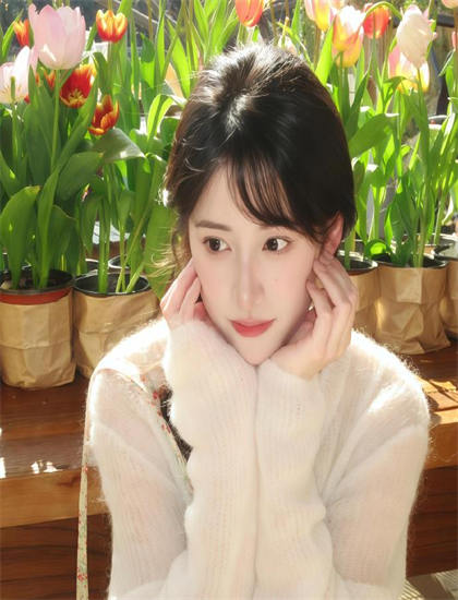 《姐妹俱乐部精彩记录》历史背景关联：时代特征与历史意义分析